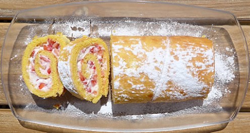 Erdbeerroulade